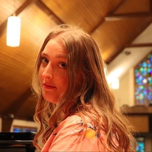 Meet your Posher, Lexie